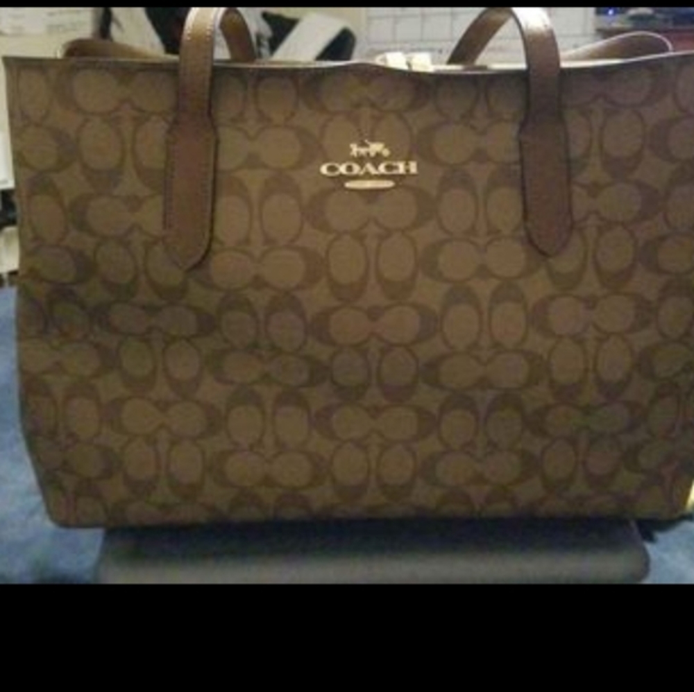 *SOLD* Coach Satchel